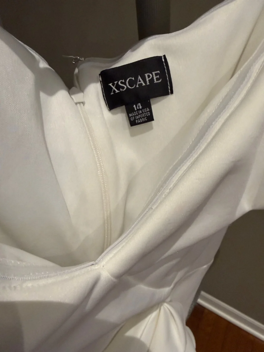 XSCAPE Womens White Scuba Waterfall Ruffle Short Sleeve Midi Sheath Dress - Picture 6 of 10